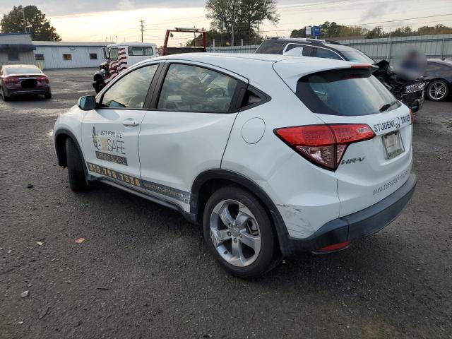 3CZRU5H35JM715775 - 2018 HONDA HR-V LX WHITE photo 2