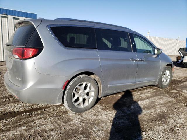 2C4RC1GG6KR720080 - 2019 CHRYSLER PACIFICA LIMITED SILVER photo 3