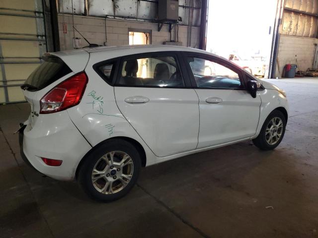 3FADP4EJXGM158283 - 2016 FORD FIESTA SE WHITE photo 3