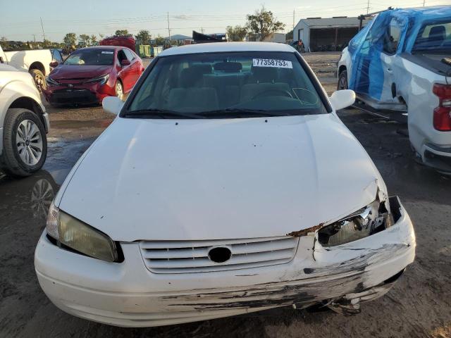 4T1BG22K0XU457260 - 1999 TOYOTA CAMRY CE WHITE photo 5