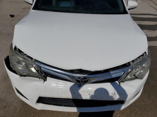 4T1BF1FK9CU593467 - 2012 TOYOTA CAMRY BASE WHITE photo 11