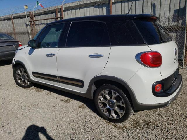 ZFBCFADH1EZ005750 - 2014 FIAT 500L TREKKING WHITE photo 2