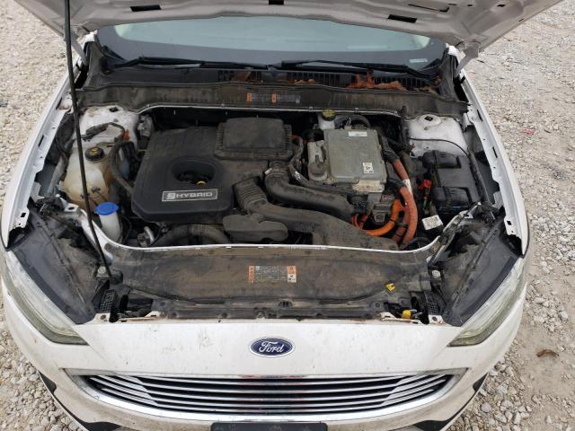 3FA6P0LU9KR148354 - 2019 FORD FUSION SE WHITE photo 11