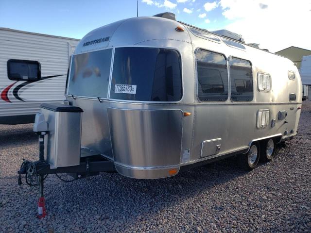 1STCFAG27GJ534496 - 2016 AIRS INTERNATIO 银色 照片 2