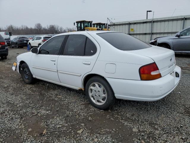 1N4DL01D3WC187726 - 1998 NISSAN ALTIMA XE WHITE photo 2