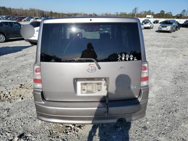 JTLKT324164044774 - 2006 TOYOTA SCION XB SILVER photo 6