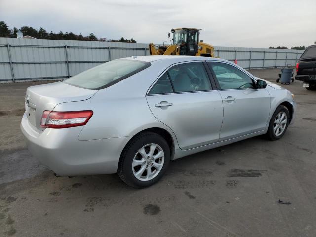 4T4BF3EK9BR218437 - 2011 TOYOTA CAMRY BASE SILVER photo 3