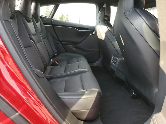 5YJSA1E22JF272459 - 2018 TESLA MODEL S RED photo 10