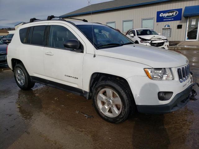 1C4NJCBA0DD272492 - 2013 JEEP COMPASS SPORT WHITE photo 4