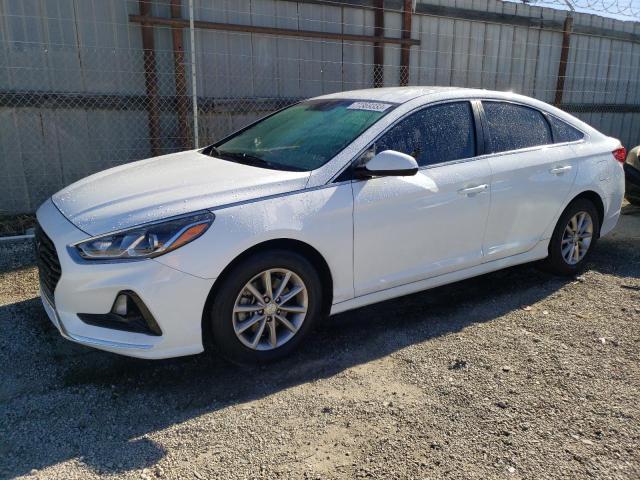 5NPE24AF9JH686439 - 2018 HYUNDAI SONATA SE WHITE photo 1