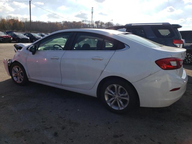 1G1BE5SM1K7141587 - 2019 CHEVROLET CRUZE LT WHITE photo 2