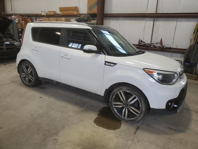 KNDJP3A58J7621779 - 2018 KIA SOUL + WHITE photo 4