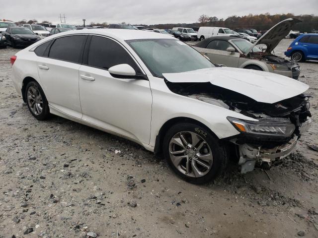 1HGCV1F11JA116180 - 2018 HONDA ACCORD LX WHITE photo 4