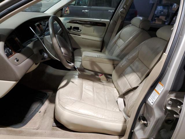1LNHM81W9XY672526 - 1999 LINCOLN TOWN CAR EXECUTIVE GOLD photo 7