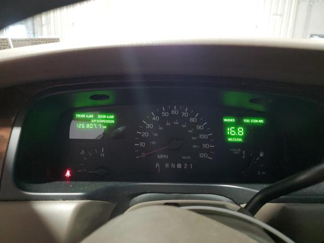 1LNHM81W9XY672526 - 1999 LINCOLN TOWN CAR EXECUTIVE GOLD photo 9