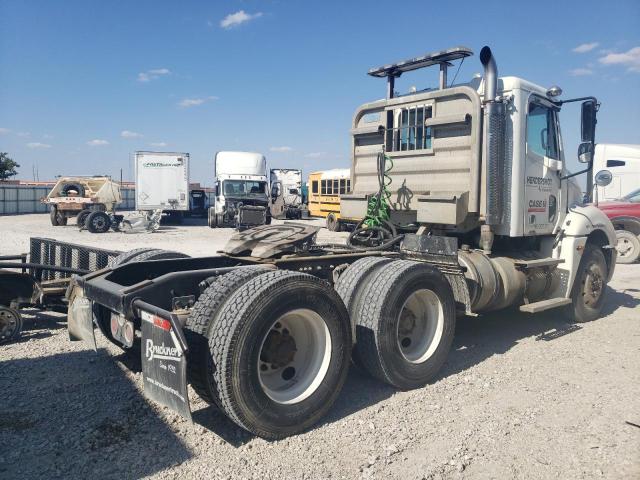 1FUJA6CK86LW68839 - 2006 FREIGHTLINER CONVENTION COLUMBIA WHITE photo 4