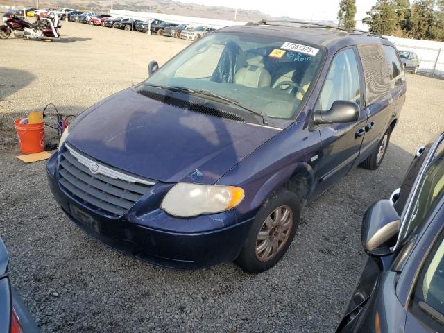 2C4GP54L75R297051 - 2005 CHRYSLER TOWN & COU TOURING BLUE photo 1
