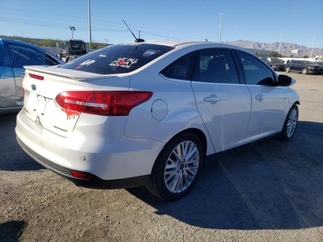 1FADP3J28JL252065 - 2018 FORD FOCUS TITANIUM WHITE photo 3