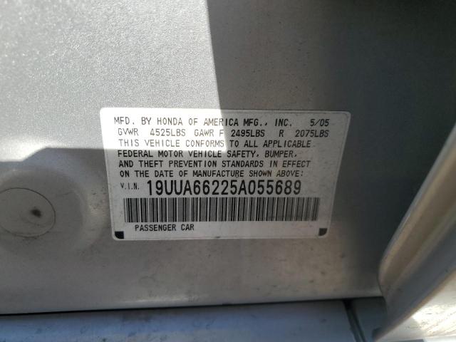 19UUA66225A055689 - 2005 ACURA 3.2TL SILVER photo 12