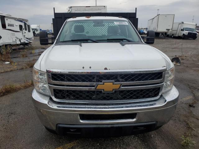 1GB3CZCG4CF122643 - 2012 CHEVROLET SILVERADO C3500 WHITE photo 5