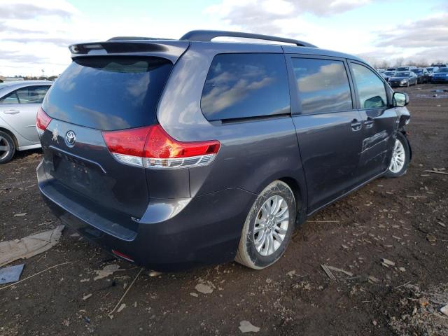 5TDYK3DC5BS165836 - 2011 TOYOTA SIENNA XLE GRAY photo 3