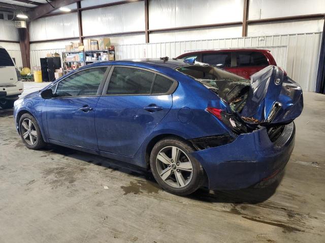 3KPFL4A77JE247982 - 2018 KIA FORTE LX BLUE photo 2