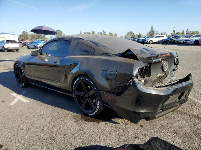 1ZVBP8AM8D5269566 - 2013 FORD MUSTANG BLACK photo 2