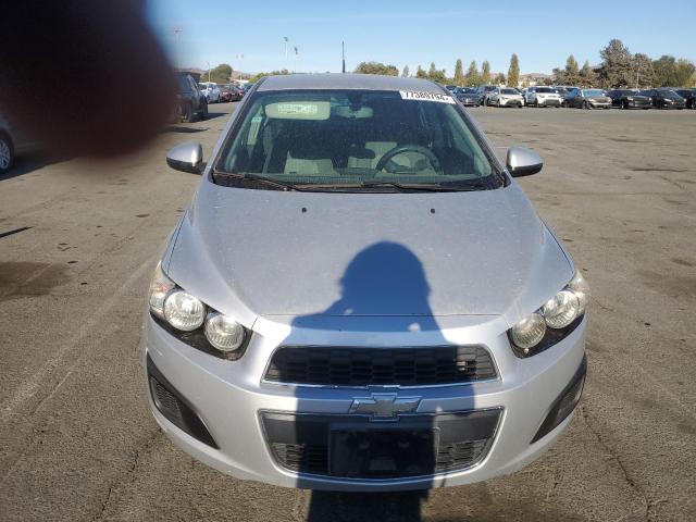 1G1JA5SH0E4240790 - 2014 CHEVROLET SONIC LS 银色 照片 5