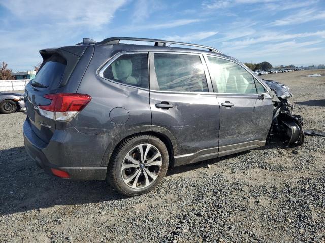 JF2SKAUC9MH491061 - 2021 SUBARU FORESTER LIMITED GRAY photo 3