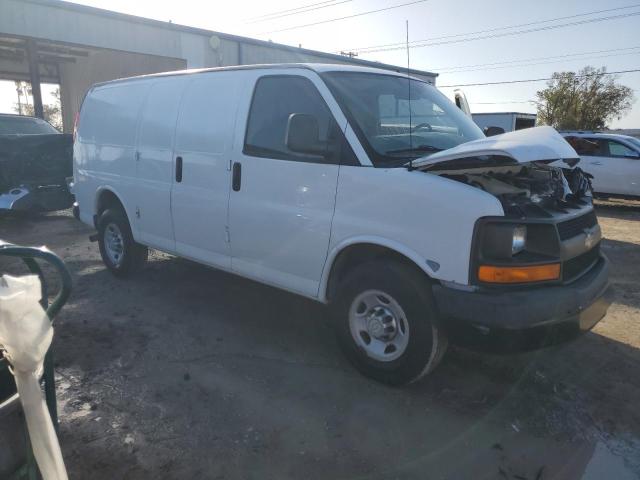 1GCZGFDA7A1120656 - 2010 CHEVROLET EXPRESS G2 WHITE photo 4