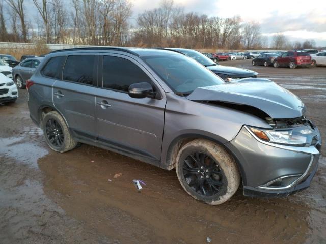 JA4AZ3A39JZ047670 - 2018 MITSUBISHI OUTLANDER SE SILVER photo 4