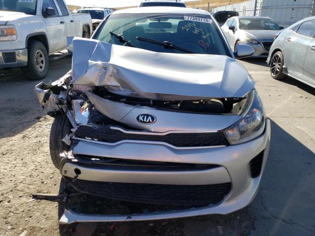 3KPA25AD7LE309618 - 2020 KIA RIO LX SILVER photo 5