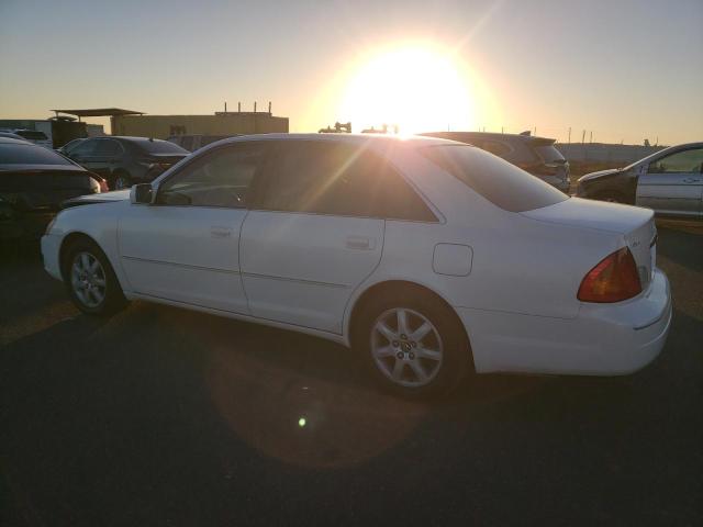 4T1BF28B0YU095247 - 2000 TOYOTA AVALON XL WHITE photo 2