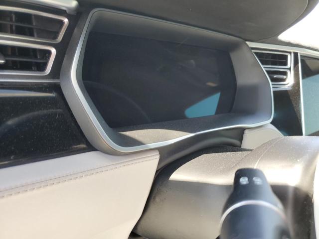 5YJSA1E28FF112481 - 2015 TESLA MODEL S SILVER photo 9