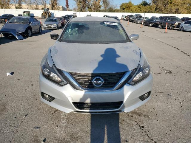 1N4AL3AP6HC126484 - 2017 NISSAN ALTIMA 2.5 SILVER photo 5