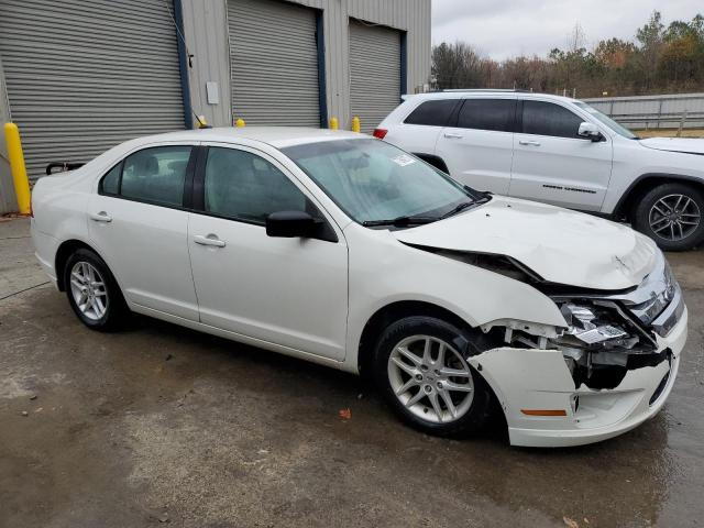 3FAHP0GA9CR347964 - 2012 FORD FUSION S WHITE photo 4