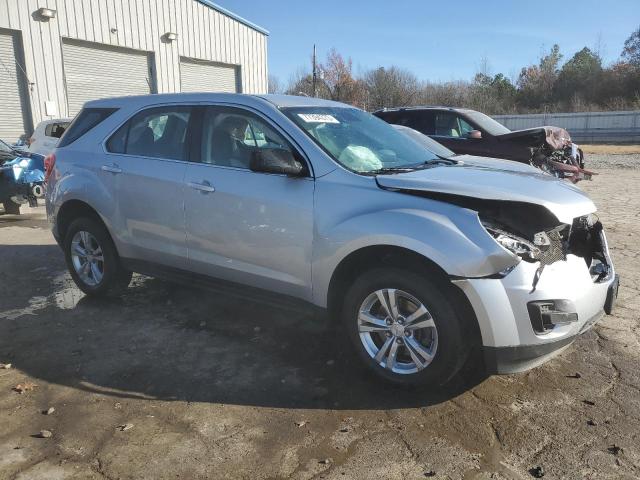 2GNFLEEK1F6323506 - 2015 CHEVROLET EQUINOX LS SILVER photo 4