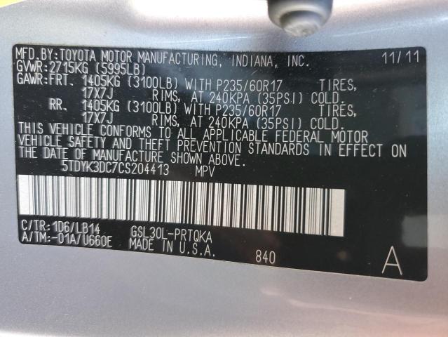 5TDYK3DC7CS204413 - 2012 TOYOTA SIENNA XLE SILVER photo 13