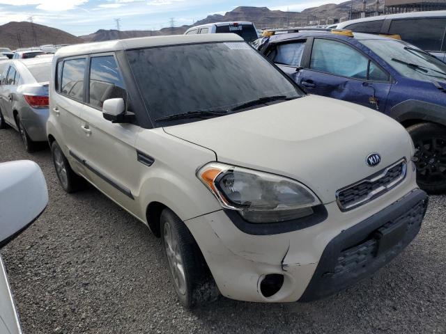 KNDJT2A61D7556034 - 2013 KIA SOUL + CREAM photo 4