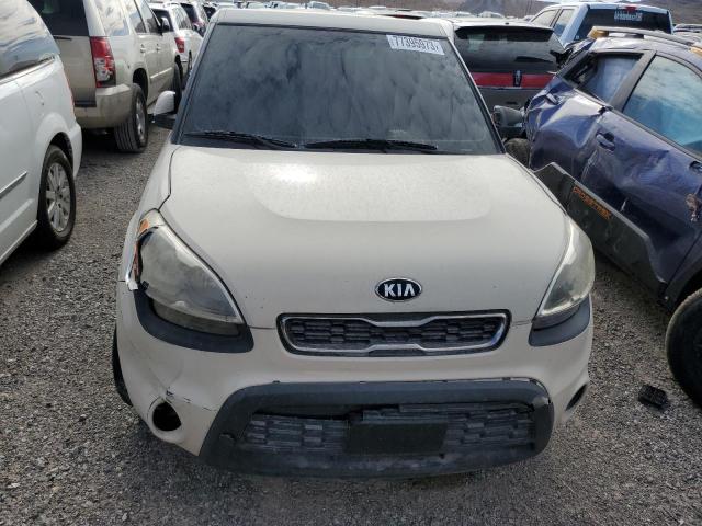 KNDJT2A61D7556034 - 2013 KIA SOUL + CREAM photo 5