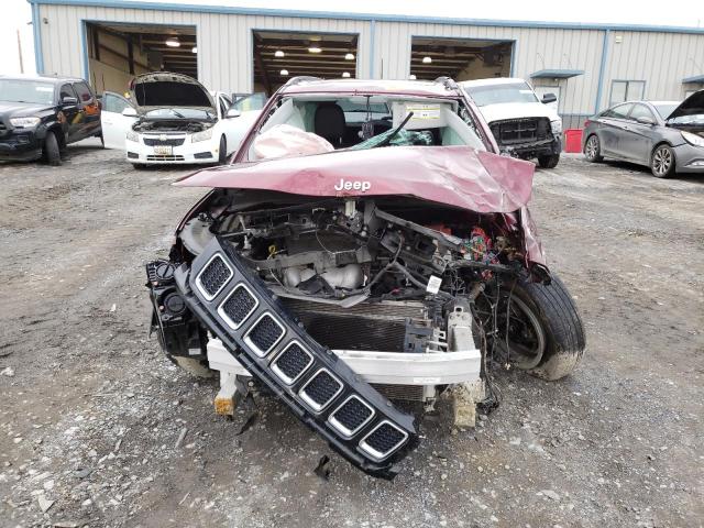 3C4NJDBBXLT255478 - 2020 JEEP COMPASS LATITUDE MAROON photo 5