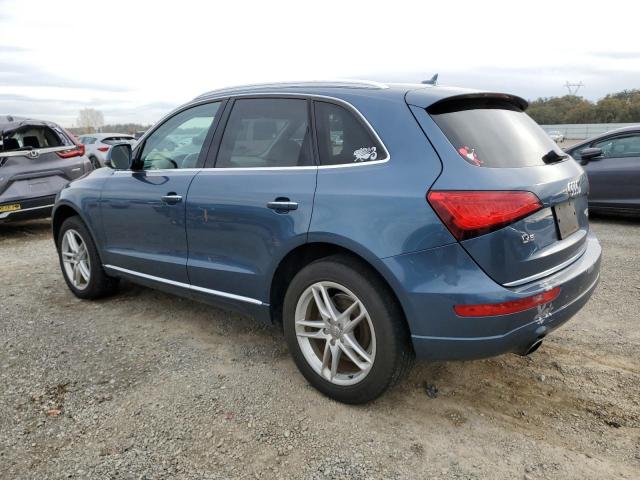 WA1C2AFP9GA127085 - 2016 AUDI Q5 PREMIUM BLUE photo 2