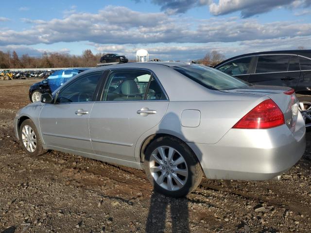 1HGCM66577A068261 - 2007 HONDA ACCORD EX SILVER photo 2