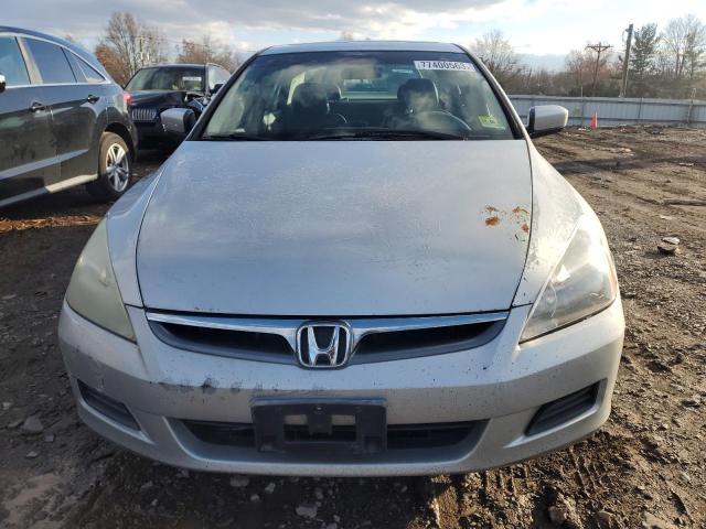 1HGCM66577A068261 - 2007 HONDA ACCORD EX SILVER photo 5