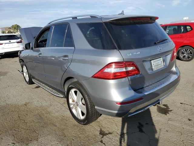 4JGDA5HB8DA174945 - 2013 MERCEDES-BENZ ML 350 4MATIC SILVER photo 2