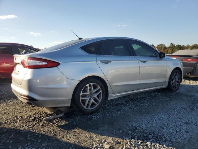 1FA6P0H70G5135599 - 2016 FORD FUSION SE SILVER photo 3