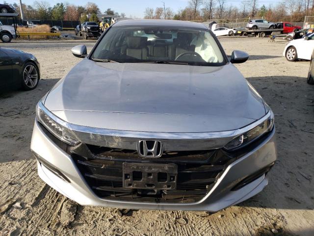 1HGCV1F47JA142213 - 2018 HONDA ACCORD EX SILVER photo 5