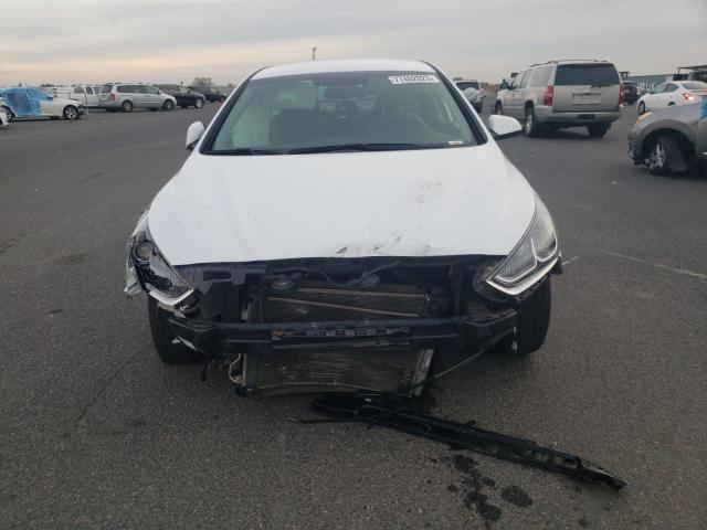 5NPE24AF6KH762779 - 2019 HYUNDAI SONATA SE WHITE photo 5