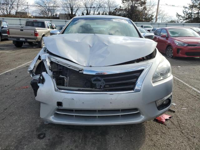 1N4AL3AP8FC457791 - 2015 NISSAN ALTIMA 2.5 SILVER photo 5