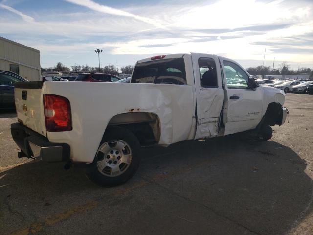 1GCRCSE02DZ250876 - 2013 CHEVROLET SILVERADO C1500 LT WHITE photo 3